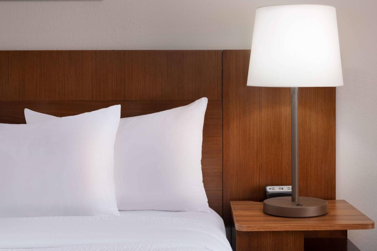 Fairfield Inn And Suites Austin South מראה חיצוני תמונה